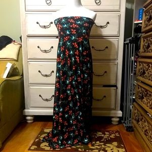 Lularoe maxi skirt- Blue Jays!💙